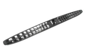 CAM ÖNÜ GÖĞÜS HAVALANDIRMA IZGARASI